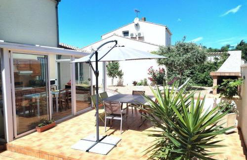 Lumineuse villa au pied de la pinède - Foto 24