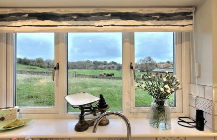 East Wing Cottage - Peaceful Village Retreat with Tennis Court Access - Foto 17