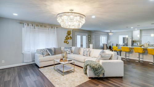 Silver Springs Home Walk to Downtown! - Foto 1