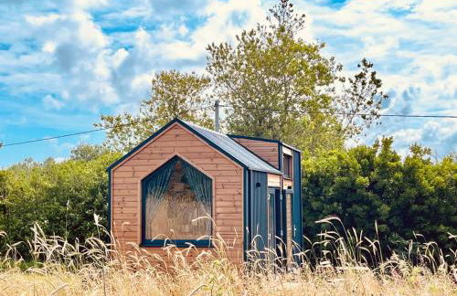 The Legendary Coast by Tiny Away - Foto 1