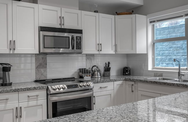 Fabulous Condo at Five Star Resort #209 - Photo 8