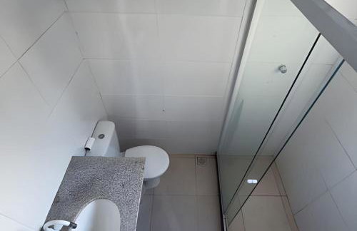 Casa Amarela Itaúna 4min da Praia que ocorre o WSL, 1min da pista de skate do LS, pracinha com parque infantil, quadra de futebol, tudo isso a 1 min da duplex, perto do comércio, wi-fi super rápido, estacionamento gratuito, monitoramento 24hrs - Foto 5