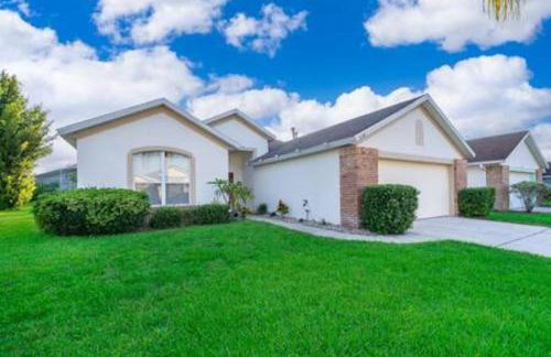 Newly Renovated Close to Disney w Private Pool - Foto 27