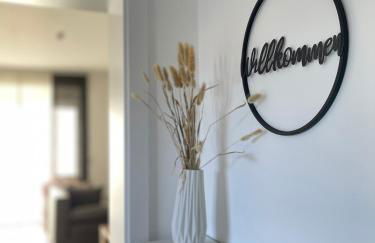 Barrierefreie Ferienwohnung in Winterscheid nahe Köln Bonn bis 4 Personen mit Netflix und mehr - Foto 1