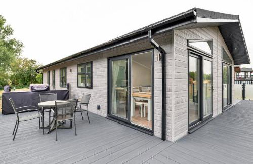 Finest Retreats - Cambridge Luxury Lodge - Foto 22