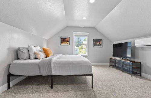 South Perry Dist Fenced Yard & Hot tub - Foto 9