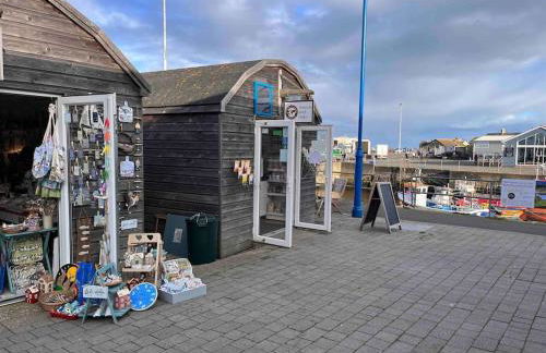 Amazing sea views and hot tub - Photo 41