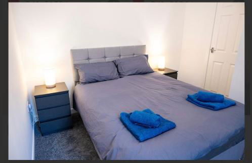 Central Mews Free Wi-Fi-Parking-Contractors - Photo 4