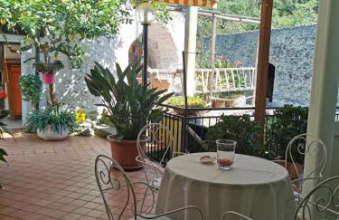 "Lemon Tree House"for Climbers and Mtb - Foto 8