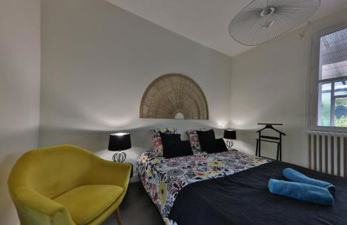 Villa Emma , maison classée 3 étoiles au centre de tout avec jardin clos à Châtellerault, à 20 mn Futuroscope&Aquascope - Foto 10