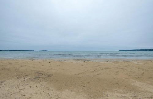 Cozy Baileys Harbor Cottage on Lake Michigan! - Foto 26