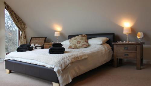 Kingston House - Photo 5