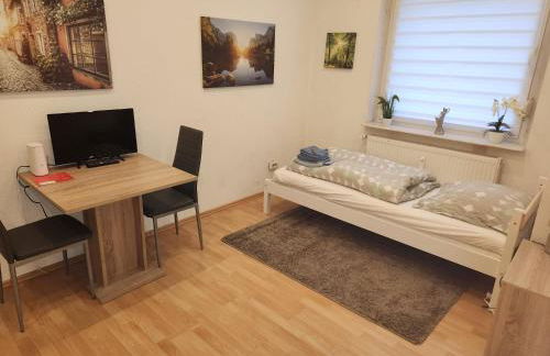 Monteurwohnung Nähe MoviePark - Foto 1