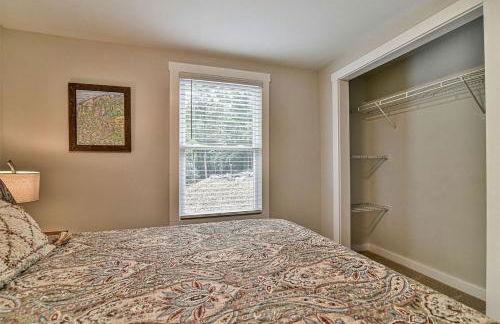 Renovated Bungalow with Panoramic Sunset Views near Black Mountain, NC - Foto 42