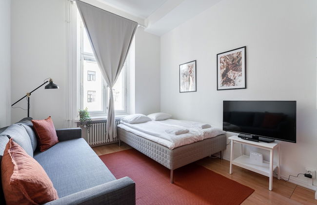 Historical 3BR Downtown Apartment with Sauna - Foto 6