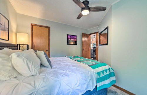 Northern Nights Beachfront Cottage in Kalkaska - Foto 16