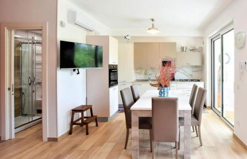 Nice Home In Nocera Terinese With Wifi - Photo 16