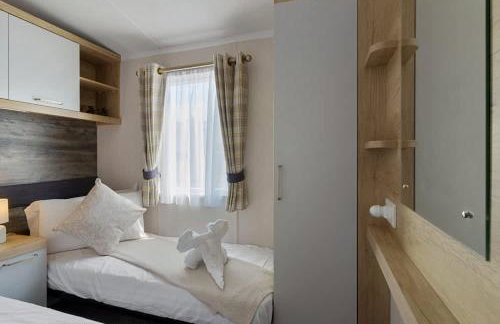 Lake View Escape - Fishing Lakes, Heated Outdoor Swimming Pool 500yrds on Sister Park , Pool Open April to September - Foto 30