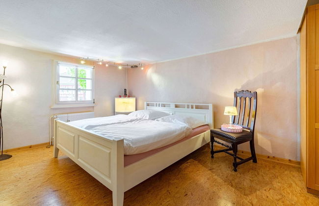 Romantic Holiday Home in Schleiden on the Village Square - Foto 12