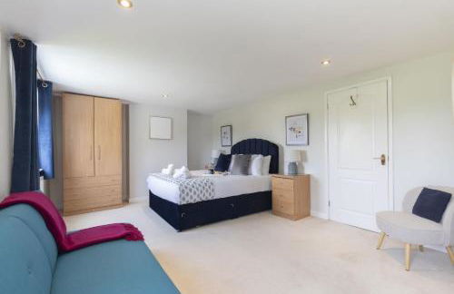 Peaceful 3-Bed Cottage in Eastington, near Stonehouse - Photo 19