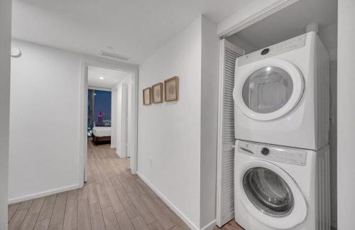 High Floor Unit Heart Of Miami with pool and gym - Foto 21