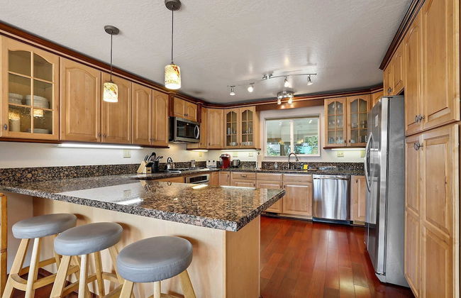 Hall Court Manor - Hot Tub, Pet Friendly, Pool Table! - Foto 12