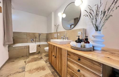 Ferienhaus Bachperle - Alpenidyll mit Kamin, Balkon oder Terrasse für Genießer - Foto 41