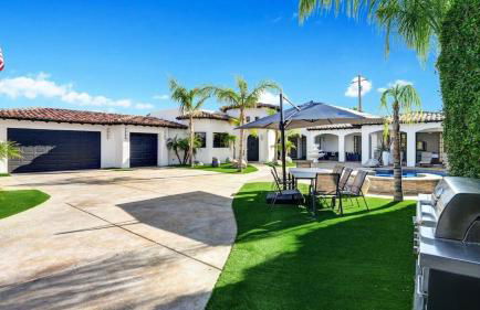 Movie Theater, Game Room, Pool, Hot Tub, & Views Villa Toscana by Avantstay - Foto 76