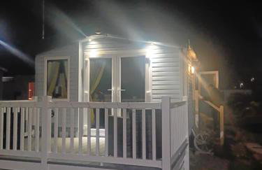 Beautiful Holiday Home 3 Bed Caravan by The Beach, Free Wifi, Games Console, TVs & DVD's, Passes Not Included - Foto 37