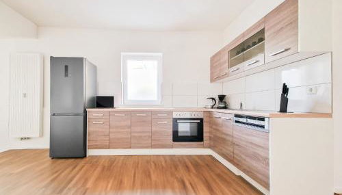 Tolstov Apartments - 1 Room Apartment - Balcony - 25 Min to Messe DUS - Foto 1, stove, dishwasher