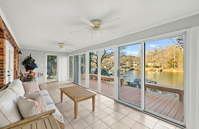 Dock Days by Avantstay Swimming Platform Dock - Foto 45