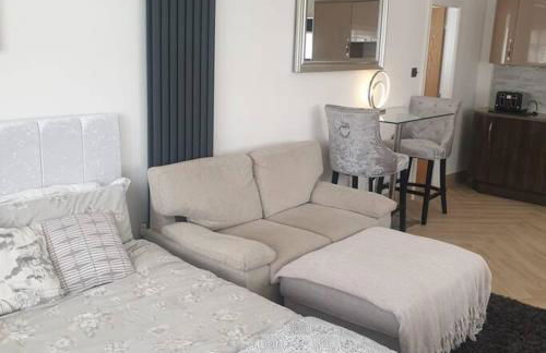 Lovely studio annex in Lilliput - Photo 19