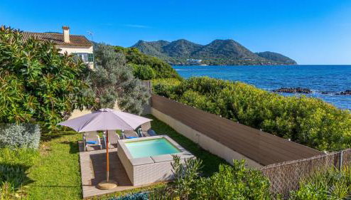 Finca Sa Copinya, frente a la costa de Cala Bona - Foto 1, Garden, sunbed, Garden view, towels