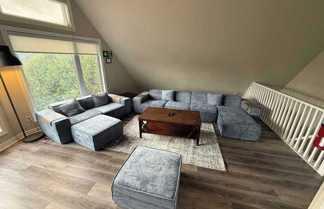 Mountain Views, Steps to BM Village, Hot Tub, BBQ. - Foto 12