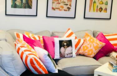 Hertford farm Woodland cabin pet friendly firepit bbq - Foto 11