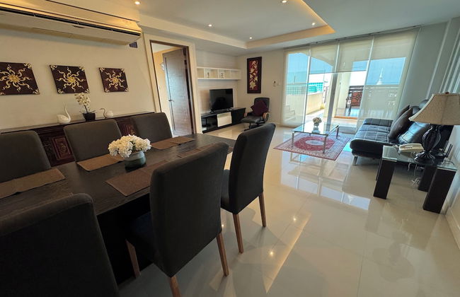 Jomtien Beach Penthouses - Photo 17