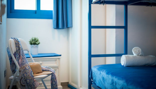 2A Apartamento Abrigos, Wifi y balcón - Foto 5, Zimmer