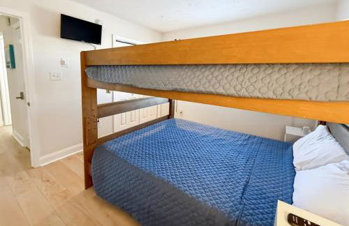 Out To Sea - Oceanfront 2 Bedroom, 2 Bath Condo - Foto 19