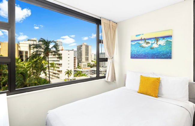 Partial Ocean View Condo with 2 Beds and Parking - Foto 42