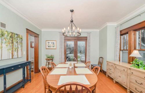 Character Family Home - 3 bedroom 2 bath - Foto 2