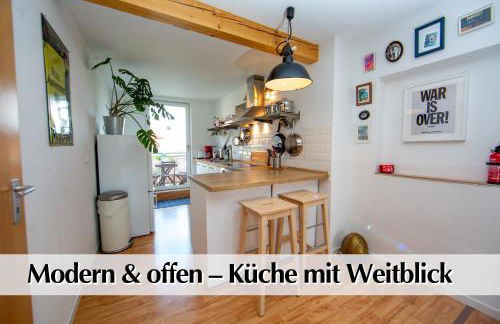 Helle 80m2 Maisonette FEWO mit tollem Balkon ins Grüne, Kingsize Bett, Smart-TV - Nur ein kurzer Spaziergang in die Altstadt und zum Domplatz - Kostenlose Parkplätze in den umliegenden Straßen - Ausgewählte Empfehlungen für Erfurt inklusive - Foto 11