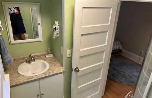 Cute and Cozy Apt Near Historic Downtown Sanford - Foto 45