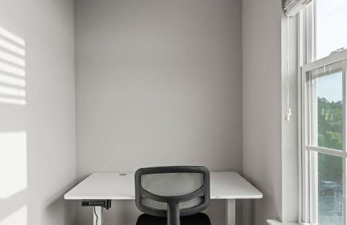 3BR Townhouse King Bed Garage Pineville - Foto 21