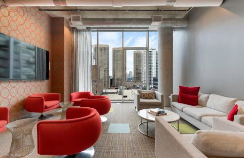 Jeffjack Heated Pool Penthouse in Chicago's West Loop - Photo 12