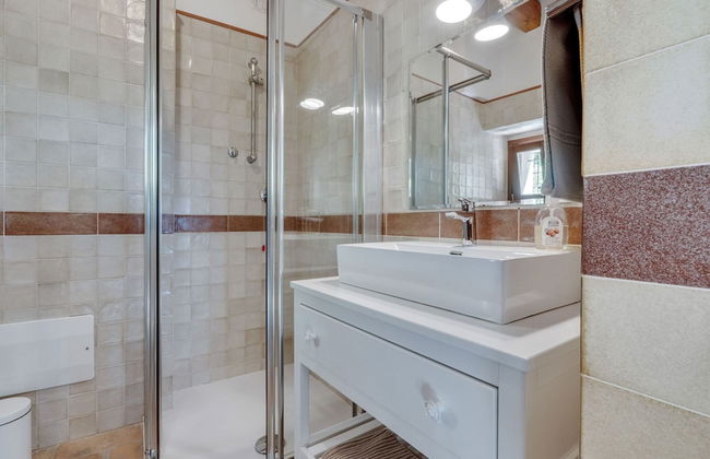 Stunning Apartment in Mombaroccio Near Metauro River - Foto 52