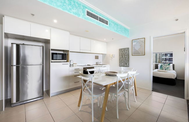 Ocean Pacific Broadbeach - Photo 24