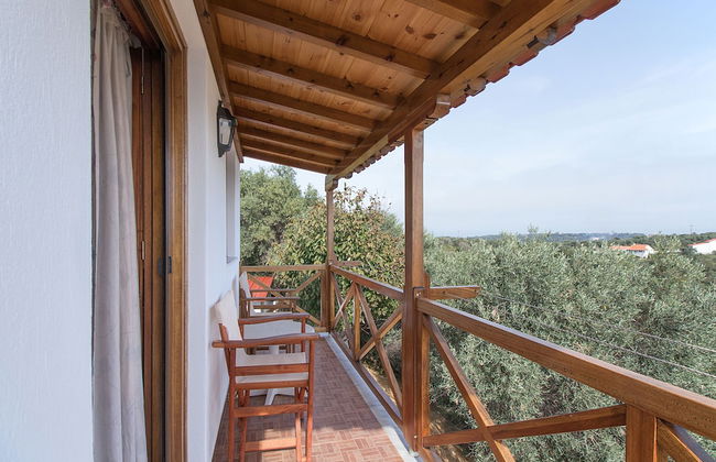 Armamento Villa - Photo 17