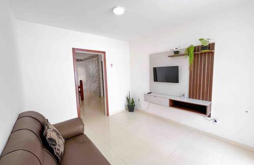Apartamento, 2 suítes com AR C, 1,5 km da Passarela - Foto 3