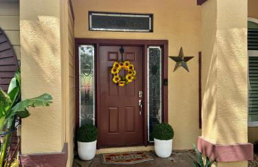 Sarasota Charm - Photo 1