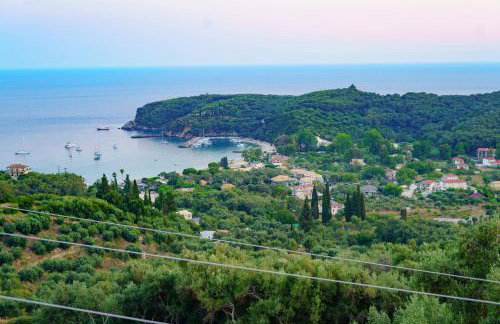 Angelos Studios - Photo 63